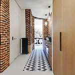 Le Marais Luxury & Trendy