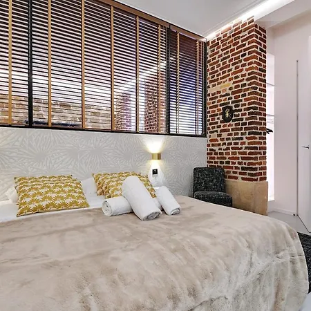 Le Marais Luxury & Trendy