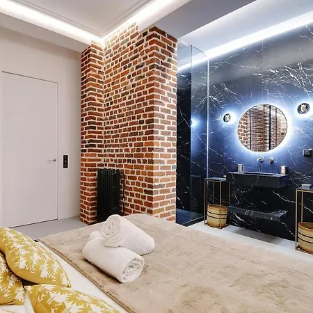 Le Marais Luxury & Trendy Апартаменты *
