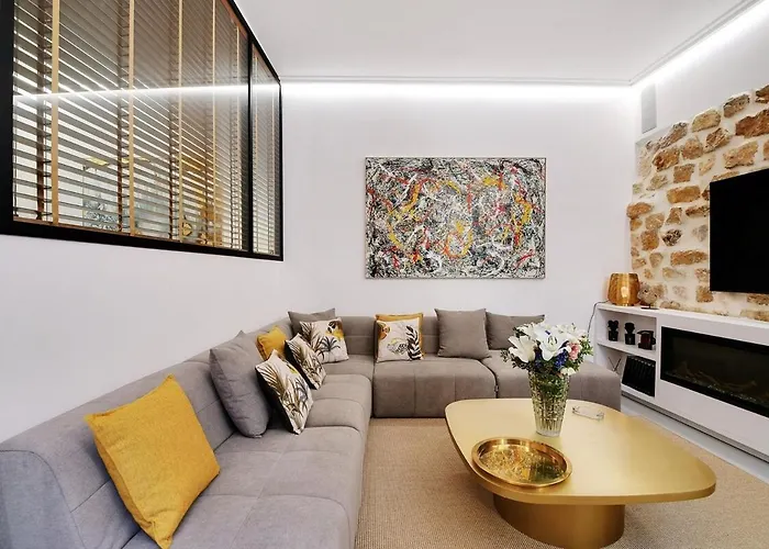 Le Marais Luxury & Trendy *